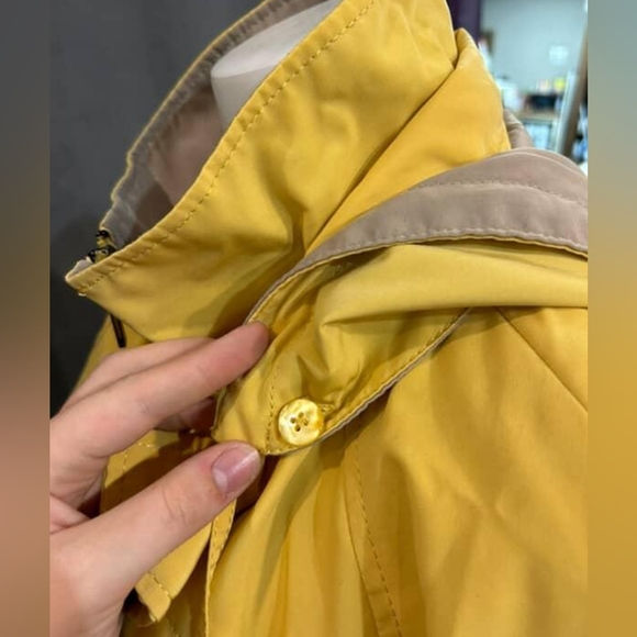 Coldwater Creek Yellow Hooded Rain Jacket - Picture 4 of 11